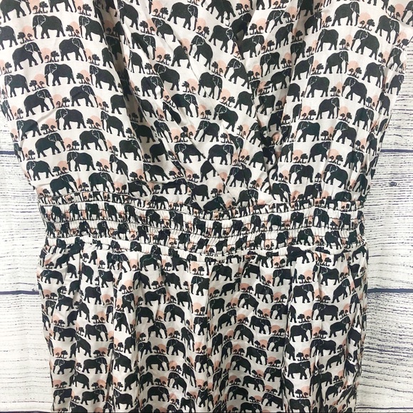 BCBGeneration elephant print romper size medium - Picture 3 of 7